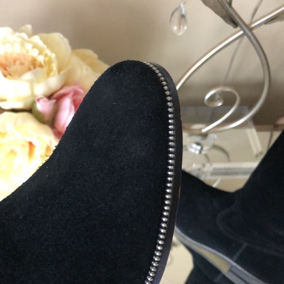 MICHAEL Michael Kors Bayview Riding Black Suede Boots - Picture 5 of 15